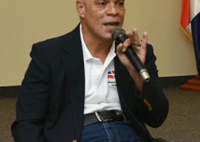 Ministro Díaz recibe atletas Paralímpicos