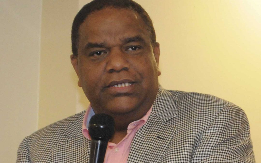 Ministro Díaz felicita a Audrys Nin; dice ya RD igualó en oro a Toronto 2015