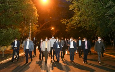 Miderec y Edesur devuelven vistosidad al Centro Olímpico con iluminación total