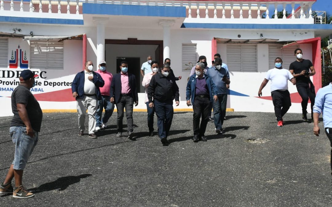 Camacho realiza amplio recorrido por el Cibao para constatar avance en múltiples instalaciones
