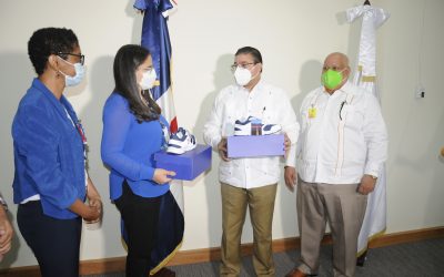 Miderec y primera dama entregan 500 pares de calzados deportivos a Dirección Nacional de Atención Integral para Adolescentes