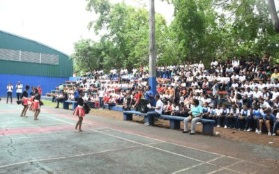 Centenares de niños participan de las Convivencias Escolares en el Centro Olímpico  El Ministerio de Deportes y el Inefi impulsan la actividad