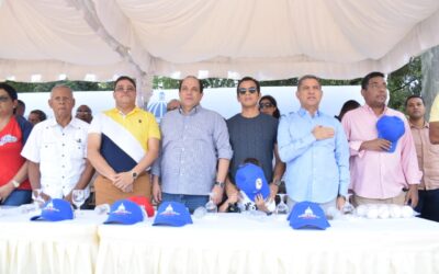 Camacho resalta integración ligas en apertura torneo béisbol U-14