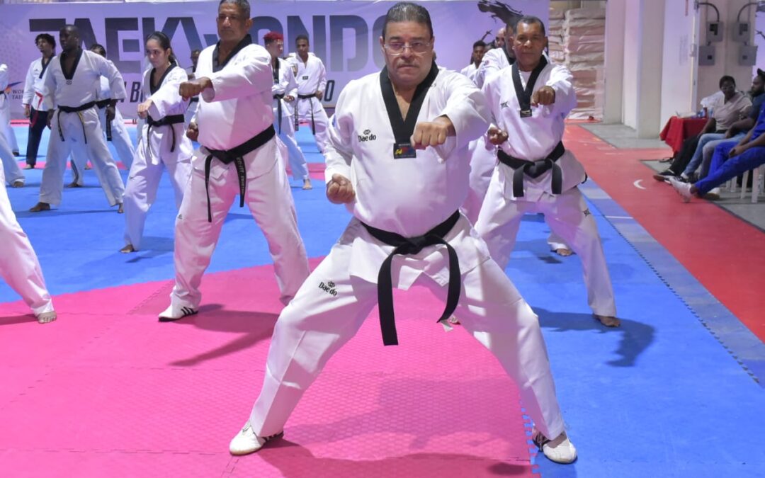 Taekwondo da inicio a su preparación para los juegos Centroamericanos, del Caribe y Panamericanos.