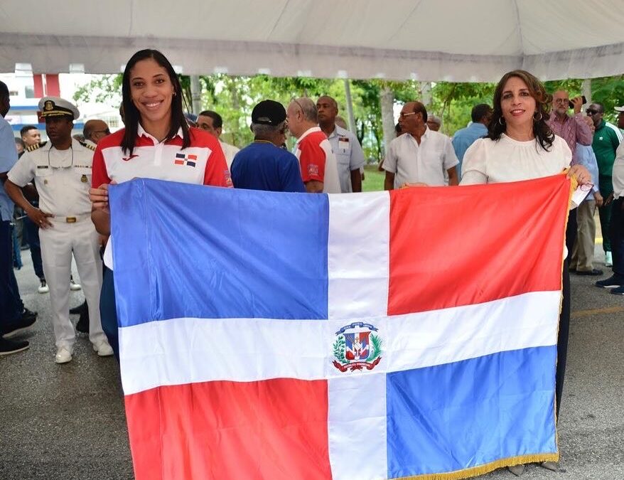 Miderec reconoce a siete figuras en el Día Nacional del Deporte