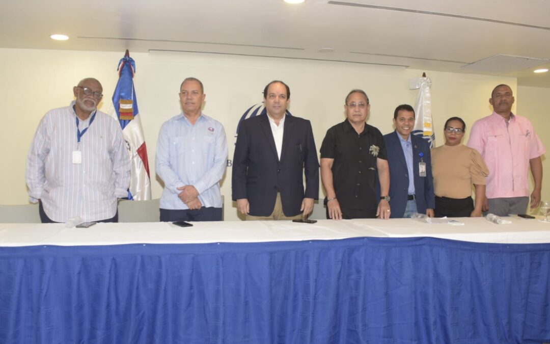 Miderec imparte taller a las federaciones deportivas  Dirigido a mejorar la transparencia en el manejo de recursos