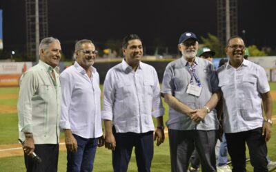 Ministro de Deportes supervisa remodelación en el Tetelo Vargas