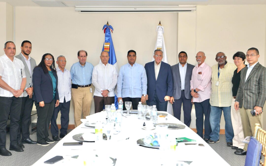 Miderec garantiza apoyo a atletas para lograr alto nivel competitivo en juegos Centroamericanos y del Caribe