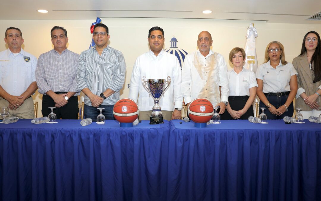 Ministro Kelvin anuncia apoyo a la Liga Nacional de Baloncesto Femenino
