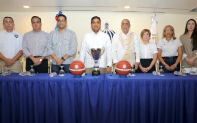 Ministro Kelvin anuncia apoyo a la Liga Nacional de Baloncesto Femenino