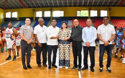 Vicepresidenta Peña y ministro Kelvin Cruz inauguran 9na versión Liga Nacional de Baloncesto Femenino