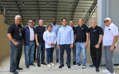 Ministro Kelvin Cruz supervisa trabajos del Centro Deportivo y Cultural Ozama