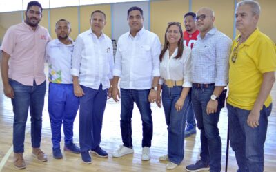 Ministro Kelvin Cruz inaugura remozado multiuso Rolando Ramírez en SPM