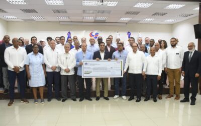 Ministro Kelvin Cruz entrega 220 millones para la preparación de atletas para los Juegos Santo Domingo 2026