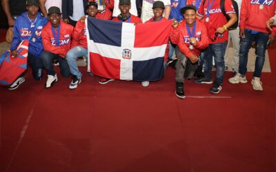 Ministro Kelvin Cruz califica como héroes a los campeones de la Serie del Caribe Kids