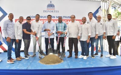Ministro Kelvin Cruz da primer picazo para iniciar la construcción del multiusos de Manganagua