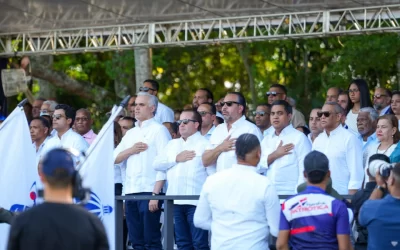 Ministro Kelvin Cruz felicita al INEFI por el éxito de los Juegos Escolares 2025