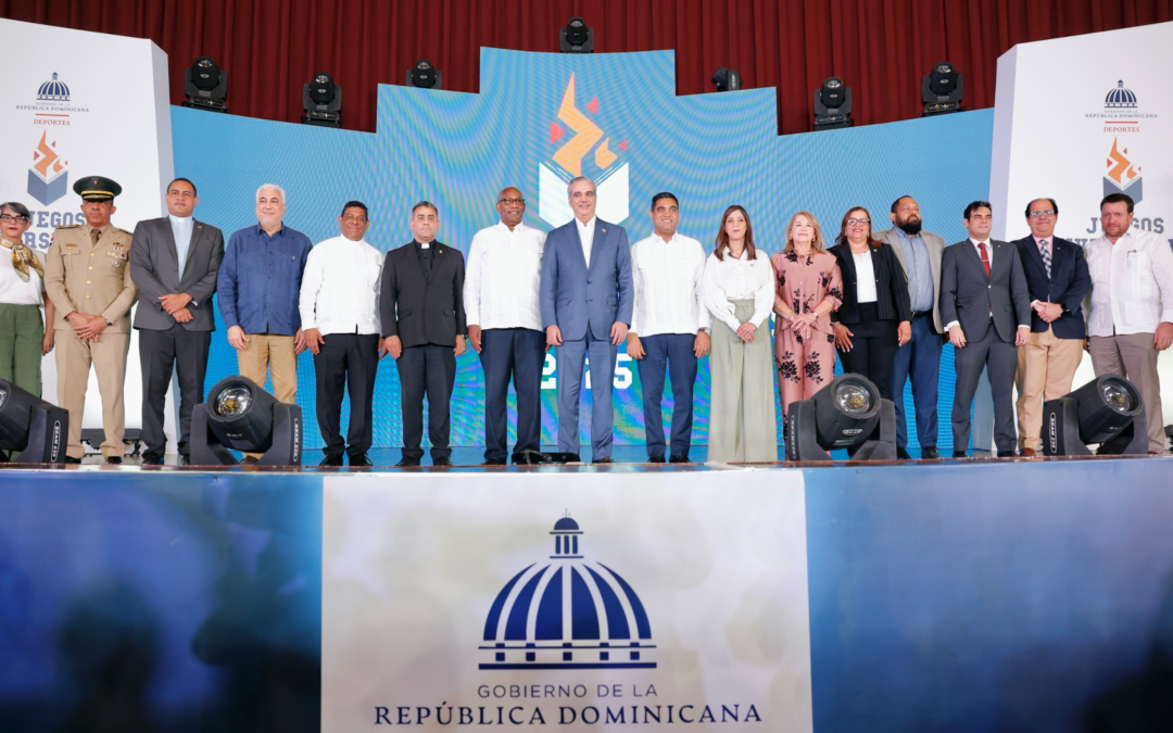 Presidente Abinader y ministro Kelvin Cruz inauguran Juegos Universitarios