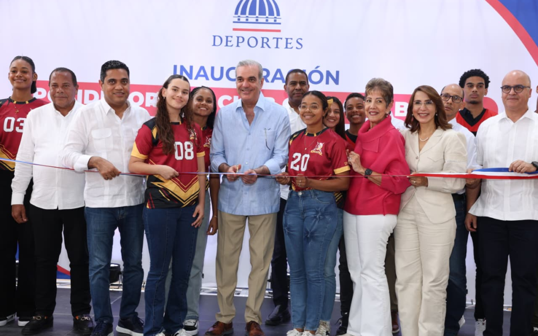 Presidente Abinader entrega dos polideportivos a Puerto Plata