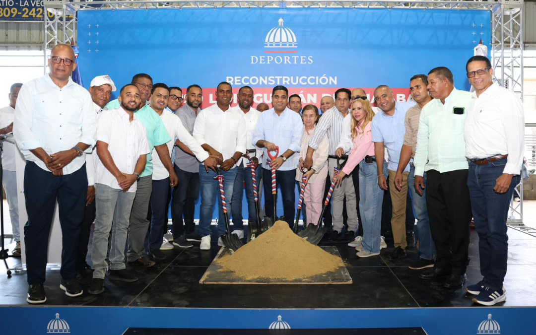 Ministro Kelvin Cruz inicia reconstrucción de multiuso en Jima Abajo