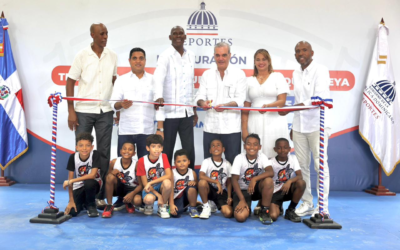 Presidente Abinader cumple promesa con Al Horford y Quisqueya al entregar techado La Tribu