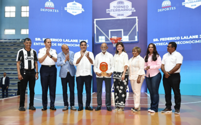 Vicepresidenta Raquel Peña y ministro Kelvin Cruz inauguran Torneo de Baloncesto Interbarrial