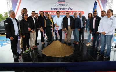Ministro Kelvin Cruz inicia trabajos de construcción del multiuso del municipio Puñal