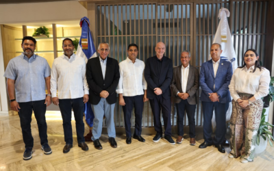 Kelvin Cruz recibe a presidentes de FIFA y Concacaf a su llegada a República Dominicana