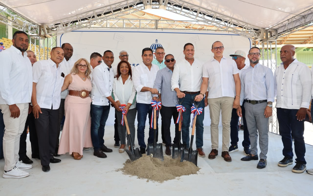 Kelvin Cruz inicia reconstrucción del estadio Hermanos Suárez en SJM con inversión de RD$75.9 millones