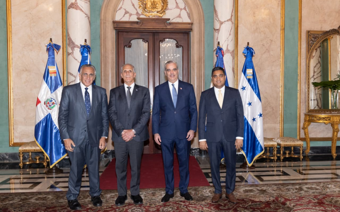 Presidente de Honduras solicita asesoría a RD para preparar JC Honduras 2029